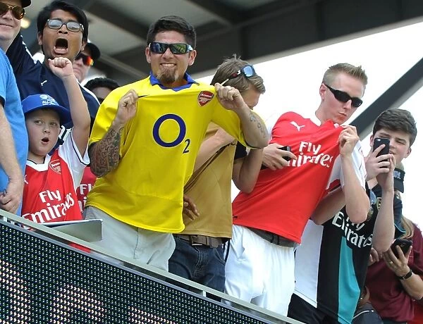 Arsenal Fans Unite Before MLS All-Star Game, 2016