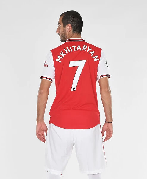 Arsenal FC: 2019-20 Pre-Season Photocall - Mkhitaryan