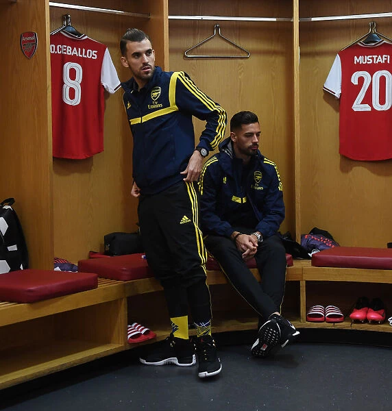 Arsenal FC: Dani Ceballos and Pablo Mari in the Changing Room Before Europa League Match vs Olympiacos