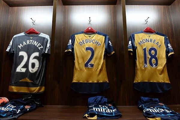 Arsenal FC: Pre-Match Routine - Emiliano Martinez, Mathieu Debuchy, and Nacho Monreal in the Dressing Room