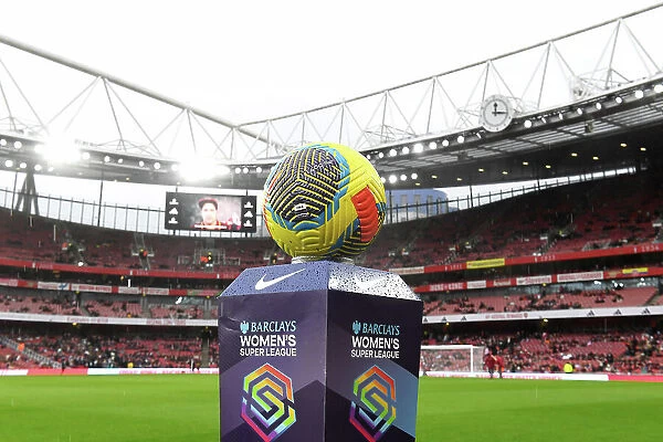 Arsenal FC vs Chelsea FC: WSL Match Ball at Emirates Stadium (2023-24)