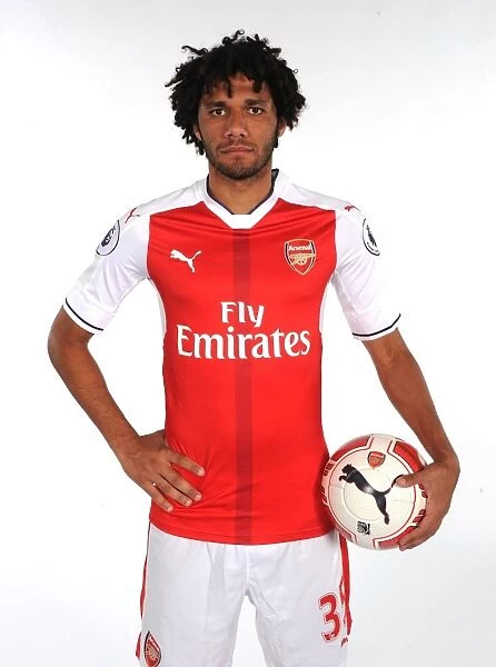 Arsenal First Team 2016-17: Mohamed Elneny at Photocall