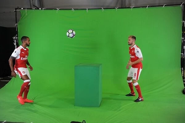 Arsenal First Team: Walcott and Ramsey at 2016-17 Pre-Season Photocall