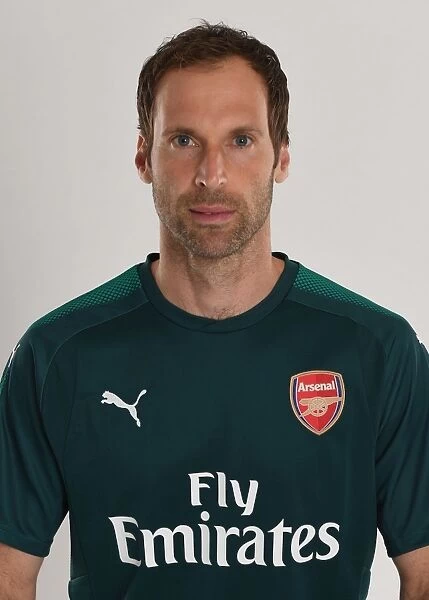 Arsenal Football Club 2017-18: Petr Cech's Team Photocall