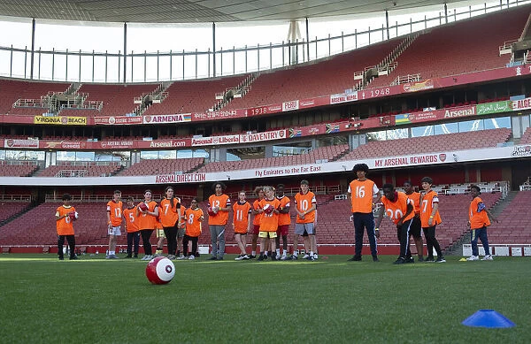 Arsenal Football Club 2022: 106 Ballboy Tryouts - The Ultimate Squad Selection