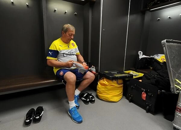 Arsenal Kit Manager Vic Akers Gearing Up for FA Cup Final: Arsenal vs. Aston Villa