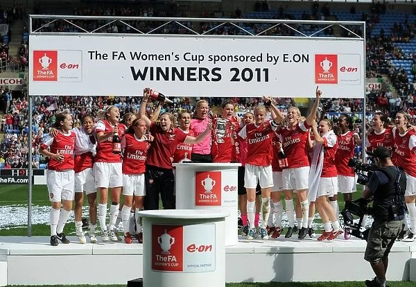 Arsenal Ladies Lift FA Cup: 2-0 Victory over Bristol Academy (FA Cup Final 2011)