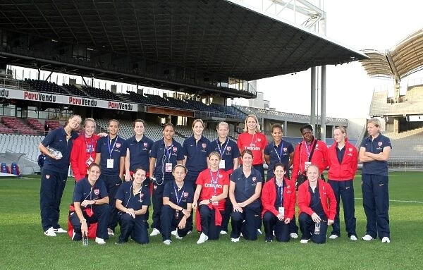 Arsenal Ladies before the match