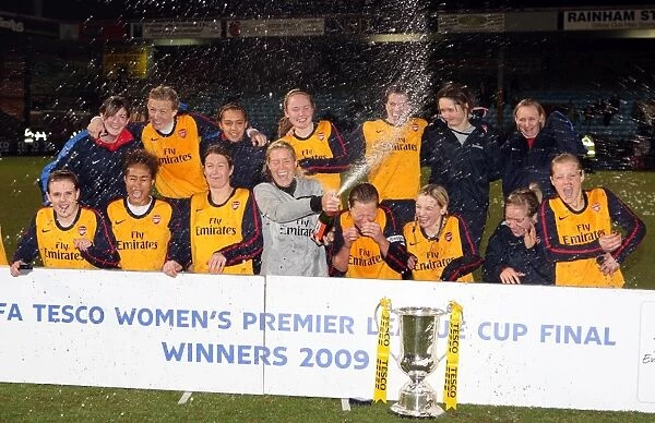 Arsenal Ladies Triumph in League Cup Final: 5-0 Victory over Doncaster Rovers Belles