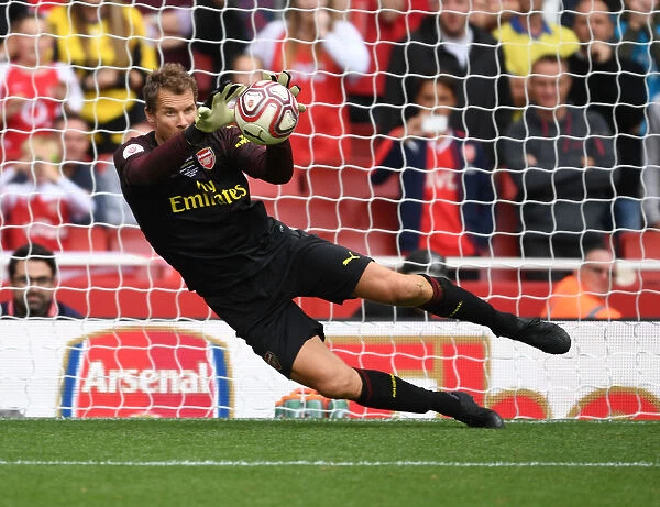 Arsenal Legends vs Real Madrid Legends: Jens Lehmann's Epic Penalty Save in Thrilling Shootout