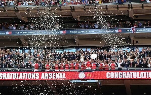 Arsenal Lift FA Community Shield: 2015-16 Season - Victory over Chelsea