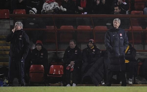 Arsenal manager Arsene Wenger and assistant Pat Rice. Leyton Orient 1: 1 Arsenal