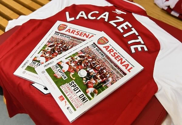 Arsenal Matchday Programme: Arsenal vs. Leicester City (2017-18)