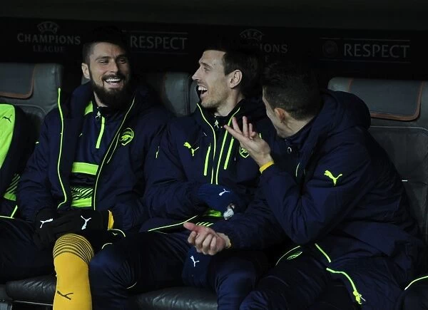 Arsenal Substitutes Gather Before Bayern Munich Clash in Champions League