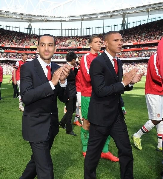 Arsenal Victory: Walcott and Gibbs Celebrate Over West Bromwich Albion (2013-14)