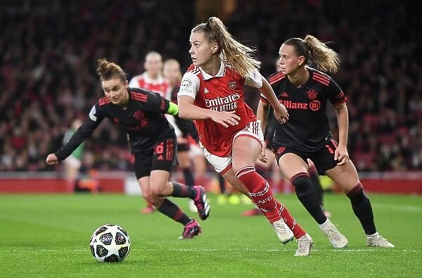 Arsenal vs. Bayern Munich: A Tense Quarter-Final Showdown in Women's Champions League