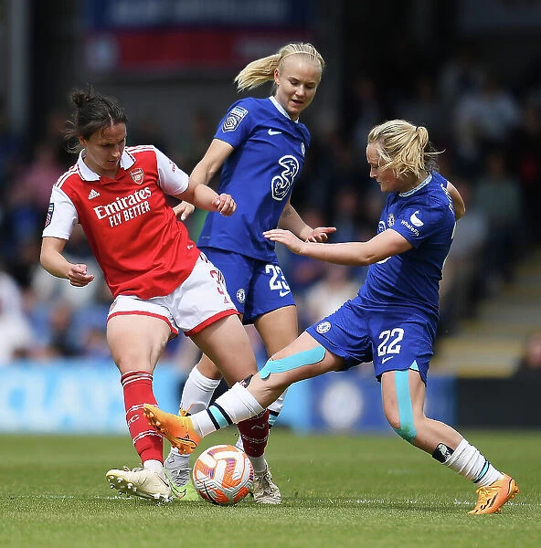 Arsenal vs. Chelsea: A Battle for Possession in the FA Women's Super League