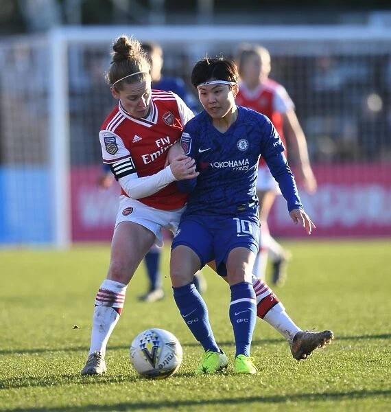 Arsenal vs. Chelsea: A Fierce Battle in the FA Womens Super League - Kim Little and Ji So-Yun Clash