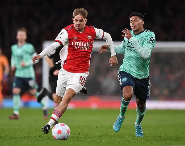 Arsenal vs Leicester City: Emile Smith Rowe Clashes with James Justin in Premier League Showdown