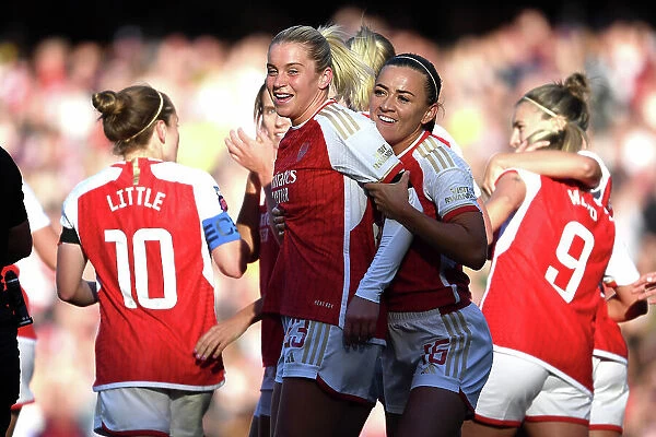 Arsenal Women Celebrate Alessia Russo's Goal Against Aston Villa in 2023-24 Barclays Women's Super League