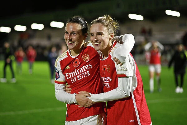 Arsenal Women Celebrate Conti Cup Victory Over Bristol City
