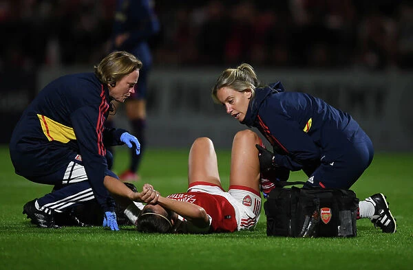 Arsenal Women vs AFC Ajax: Caitlin Foord Receives Medical Attention in UEFA Women's Champions League Clash