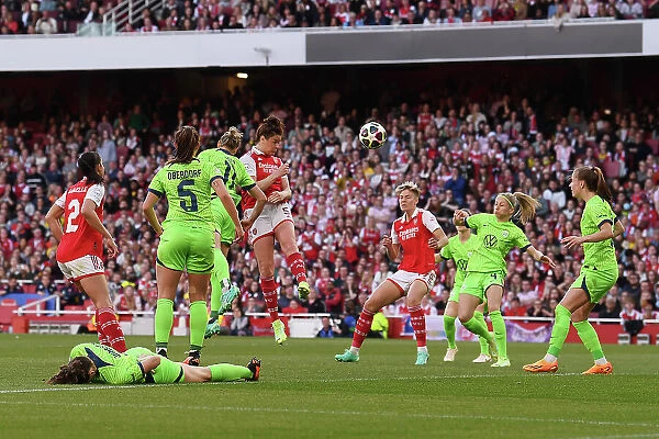 Arsenal Women's Champions League Triumph: Beattie's Decisive Goal vs. VfL Wolfsburg (2022-23)