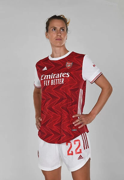 Arsenal Women's Squad 2020-21: Viki Schnaderbeck at Team Photoshoot