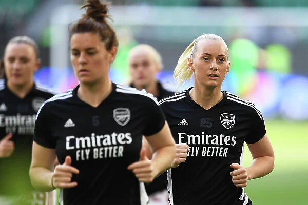 Arsenal Women's Squad Prepares for Semi-Final Showdown against VfL Wolfsburg in UEFA Champions League