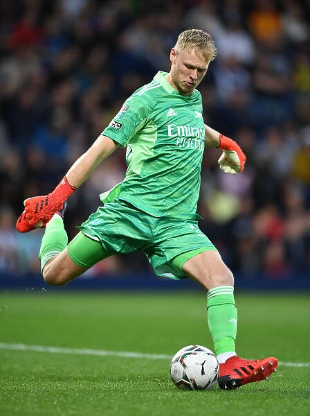 Arsenal's Aaron Ramsdale in Action during Carabao Cup Clash vs West Bromwich Albion