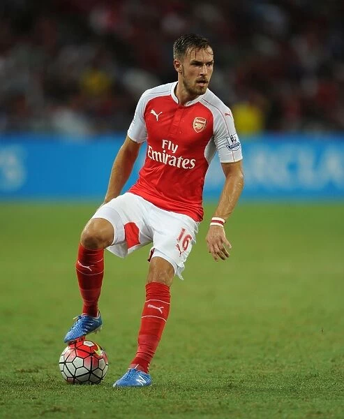 Arsenal's Aaron Ramsey in Action Against Everton at 2015 Asia Trophy