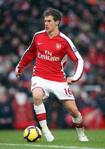 Arsenal's Aaron Ramsey at Emirates Stadium in Tie Against Everton, Barclays Premier League, 9 / 1 / 10