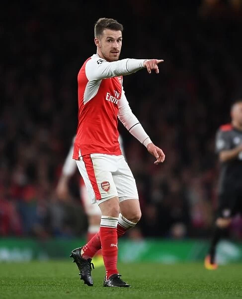 Arsenal's Aaron Ramsey Faces Off Against Bayern Munich in UEFA Champions League Showdown