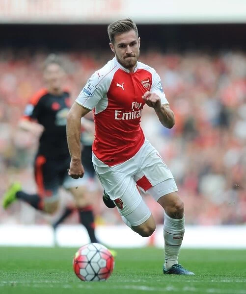 Arsenal's Aaron Ramsey Faces Off Against Manchester United at Emirates Stadium (2015 / 16)