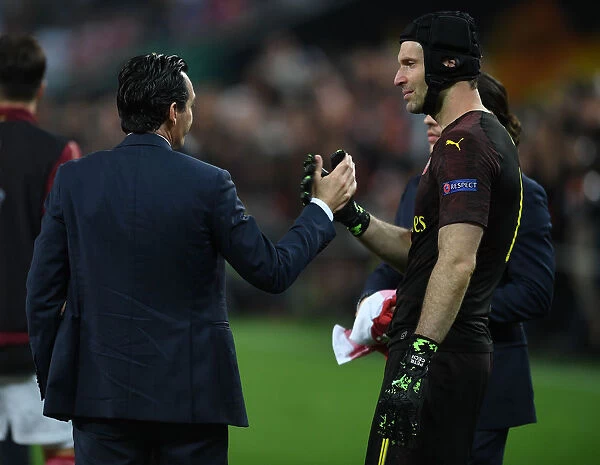 Arsenal's Agony: Unai Emery and Petr Cech Consoled After Europa League Defeat to Chelsea