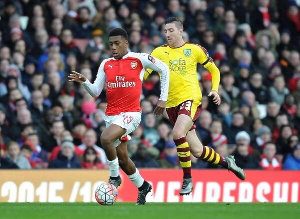Arsenal's Alex Iwobi Outsmarts Burnley's Stephen Ward in FA Cup Showdown