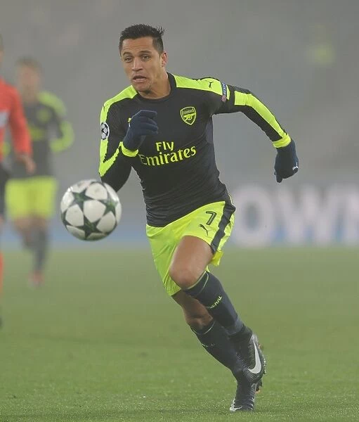 Arsenal's Alexis Sanchez Faces Off Against FC Basel in 2016-17 UEFA Champions League