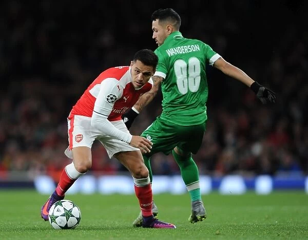 Arsenal's Alexis Sanchez Outmaneuvers Ludogorets Wanderson in 2016-17 Champions League Clash