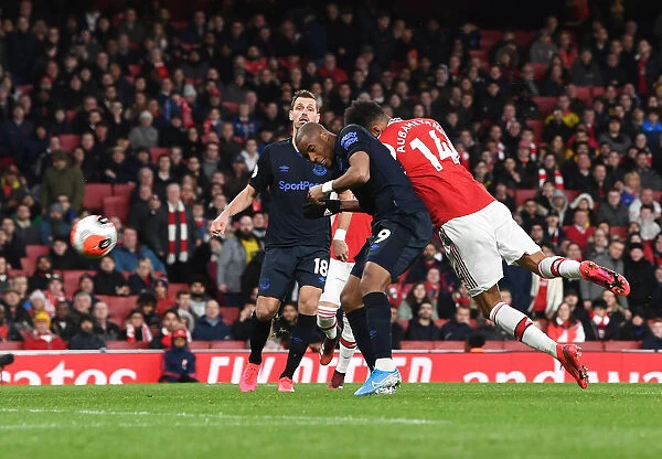 Arsenal's Aubameyang Scores Third Goal Against Everton in Premier League Showdown (2020)