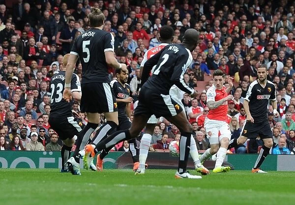 Arsenal's Bellerin Scores Decisive Goal Against Watford (April 2016)