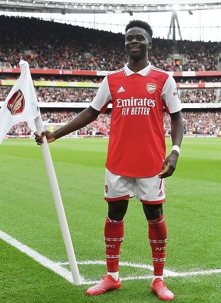 Arsenal's Bukayo Saka Scores Second Goal vs. Crystal Palace in 2022-23 Premier League