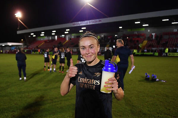 Arsenal's Caitlin Foord Poses after Brighton & Hove Albion Clash in FA Women's Super League