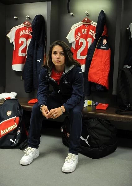 Arsenal's Danielle van de Donk Gears Up for FA Cup Final Clash Against Chelsea Ladies