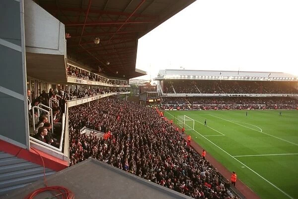 Arsenal's Dominant Victory: 7-0 Over Everton in the Barclays Premiership, Highbury, London, 11 / 5 / 05