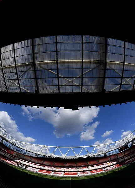 Arsenal's Empty Emirates: UEFA Europa League Semi-Final Against Villarreal CF Amidst Pandemic
