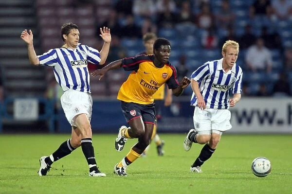 Arsenal's Emmanuel Frimpong Scores in Pre-Season Victory over Huddersfield (2008)