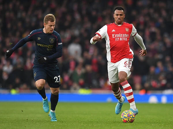 Arsenal's Gabriel Magalhaes Clashes with Burnley's Matej Vydra in Premier League Showdown