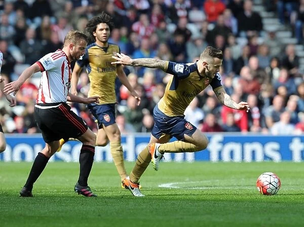 Arsenal's Jack Wilshere Outmaneuvers Sunderland's Lee Cattermole (April 2016)