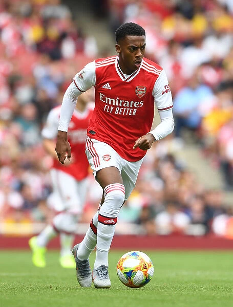 Arsenal's Joe Willock Shines in Emirates Cup Clash Against Olympique Lyonnais