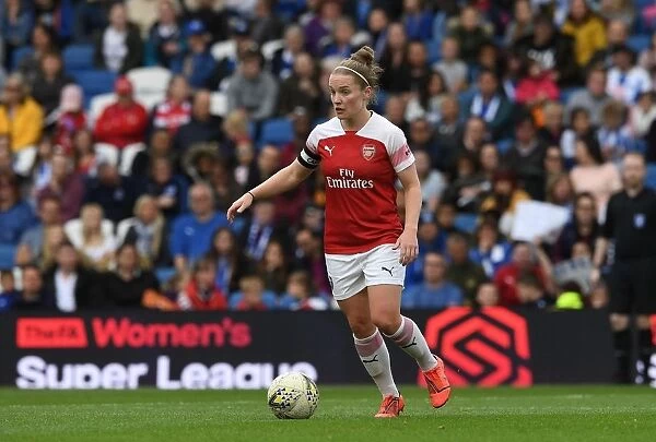 Arsenal's Kim Little Shines in Action against Brighton & Hove Albion